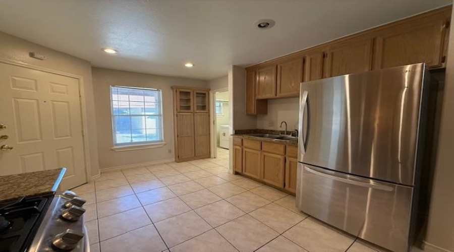 4104 Jalapa St, Laredo, Texas 78046, 3 Bedrooms Bedrooms, 8 Rooms Rooms,2 BathroomsBathrooms,Residential,For Sale,4104 Jalapa St,20254733