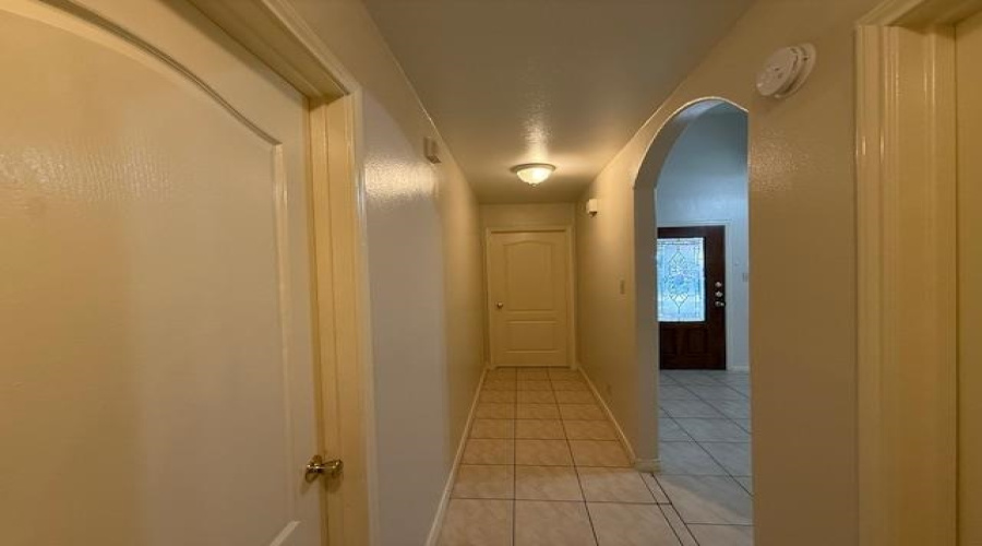 4104 Jalapa St, Laredo, Texas 78046, 3 Bedrooms Bedrooms, 8 Rooms Rooms,2 BathroomsBathrooms,Residential,For Sale,4104 Jalapa St,20254733