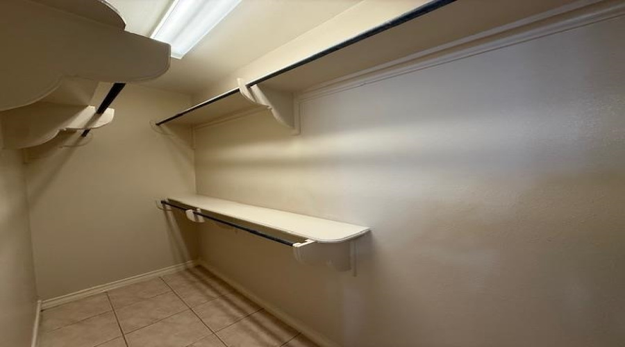 4104 Jalapa St, Laredo, Texas 78046, 3 Bedrooms Bedrooms, 8 Rooms Rooms,2 BathroomsBathrooms,Residential,For Sale,4104 Jalapa St,20254733