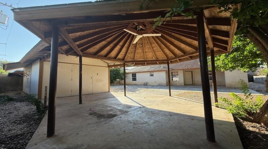 4104 Jalapa St, Laredo, Texas 78046, 3 Bedrooms Bedrooms, 8 Rooms Rooms,2 BathroomsBathrooms,Residential,For Sale,4104 Jalapa St,20254733