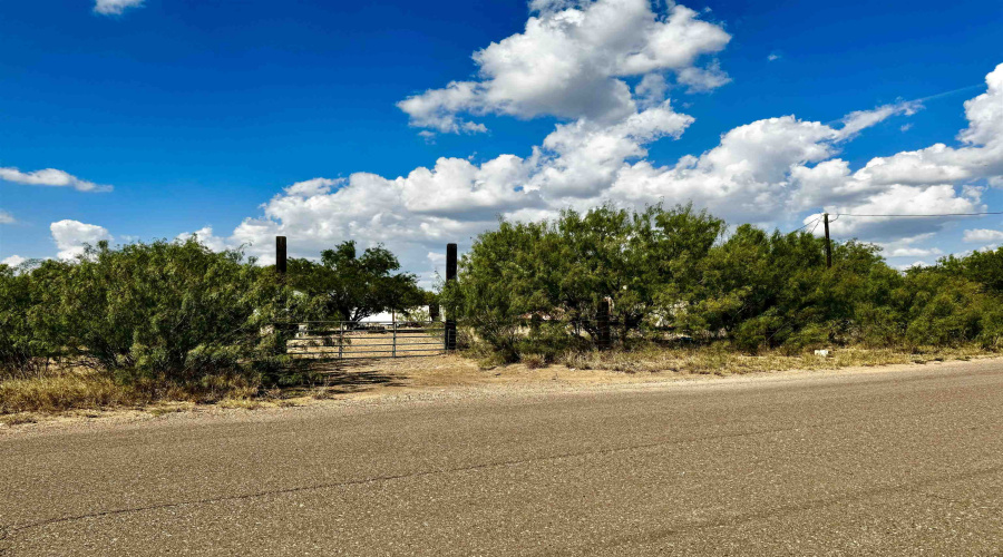 310 Rancho Pila Rd, LAREDO, Texas 78045-0000, ,Land,For Rent,310 Rancho Pila Rd,20254738