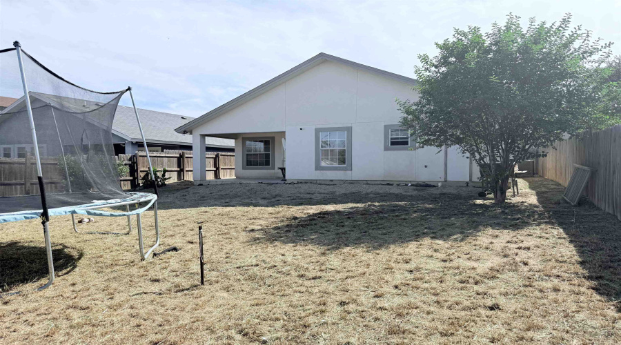 5522 Conroe St, Laredo, Texas 78046, 3 Bedrooms Bedrooms, 4 Rooms Rooms,2 BathroomsBathrooms,Residential,For Sale,5522 Conroe St,20254734