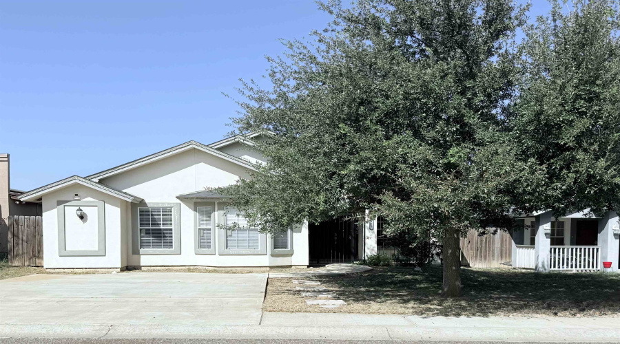 5522 Conroe St, Laredo, Texas 78046, 3 Bedrooms Bedrooms, 4 Rooms Rooms,2 BathroomsBathrooms,Residential,For Sale,5522 Conroe St,20254734