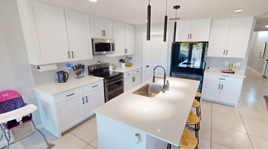 1615 Latigo Loop, LAREDO, Texas 78046, 3 Bedrooms Bedrooms, 6 Rooms Rooms,2 BathroomsBathrooms,Residential,For Rent,1615 Latigo Loop,20254735