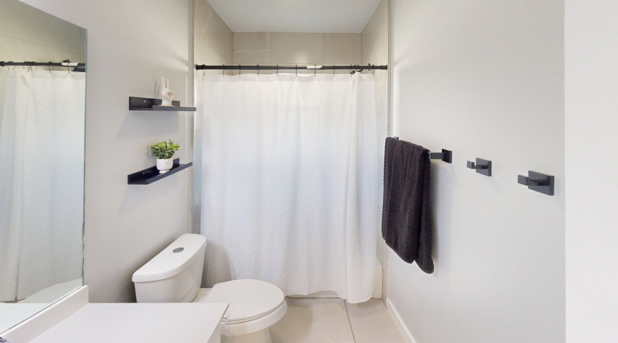 1615 Latigo Loop, LAREDO, Texas 78046, 3 Bedrooms Bedrooms, 6 Rooms Rooms,2 BathroomsBathrooms,Residential,For Rent,1615 Latigo Loop,20254735