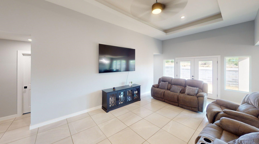 1615 Latigo Loop, LAREDO, Texas 78046, 3 Bedrooms Bedrooms, 6 Rooms Rooms,2 BathroomsBathrooms,Residential,For Rent,1615 Latigo Loop,20254735