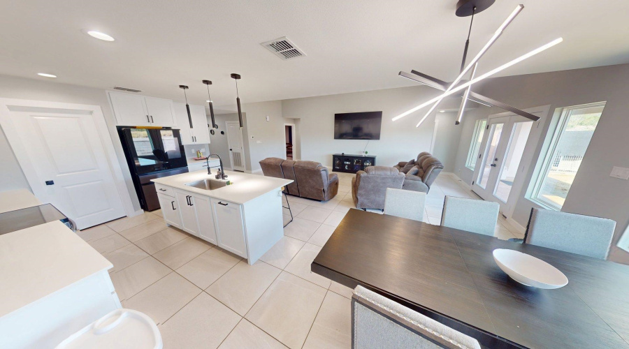 1615 Latigo Loop, LAREDO, Texas 78046, 3 Bedrooms Bedrooms, 6 Rooms Rooms,2 BathroomsBathrooms,Residential,For Rent,1615 Latigo Loop,20254735