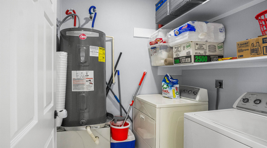 5409 Galicia Lane, Laredo, Texas 78046, 3 Bedrooms Bedrooms, 4 Rooms Rooms,2 BathroomsBathrooms,Residential,For Sale,5409 Galicia Lane,20254736