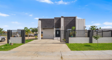 5409 Galicia Lane, Laredo, Texas 78046, 3 Bedrooms Bedrooms, 4 Rooms Rooms,2 BathroomsBathrooms,Residential,For Sale,5409 Galicia Lane,20254736 5409 Galicia Lane, Laredo, Texas 78046, 3 Bedrooms Bedrooms, 4 Rooms Rooms,2 BathroomsBathrooms,Residential,For Sale,5409 Galicia Lane,20254736