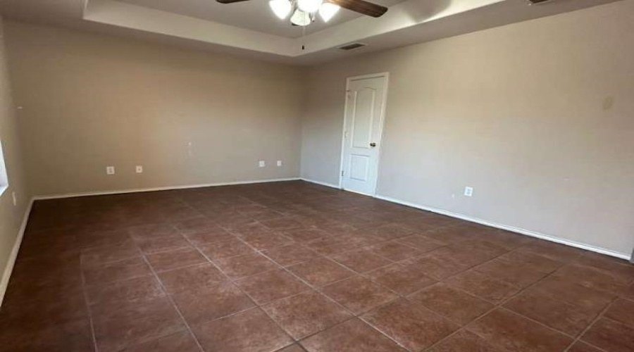 6005 Asis, laredo, Texas 78043, 5 Bedrooms Bedrooms, 7 Rooms Rooms,2 BathroomsBathrooms,Residential,For Rent,6005 Asis,20254737