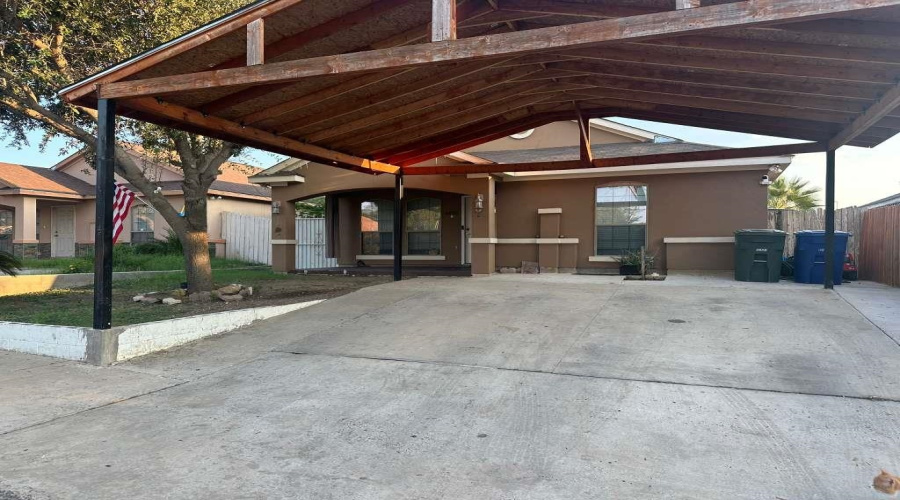 6005 Asis, laredo, Texas 78043, 5 Bedrooms Bedrooms, 7 Rooms Rooms,2 BathroomsBathrooms,Residential,For Rent,6005 Asis,20254737