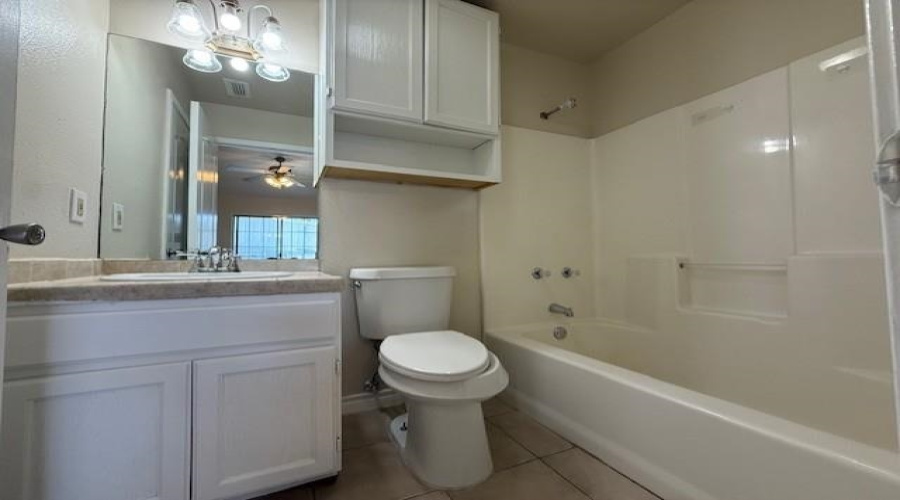 412 Shiloh Dr, Laredo, Texas 78045-6741, 2 Bedrooms Bedrooms, 4 Rooms Rooms,2 BathroomsBathrooms,Residential,For Rent,412 Shiloh Dr,20254739 412 Shiloh Dr, Laredo, Texas 78045-6741, 2 Bedrooms Bedrooms, 4 Rooms Rooms,2 BathroomsBathrooms,Residential,For Rent,412 Shiloh Dr,20254739