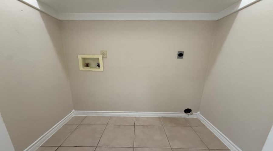 412 Shiloh Dr, Laredo, Texas 78045-6741, 2 Bedrooms Bedrooms, 4 Rooms Rooms,2 BathroomsBathrooms,Residential,For Rent,412 Shiloh Dr,20254739 412 Shiloh Dr, Laredo, Texas 78045-6741, 2 Bedrooms Bedrooms, 4 Rooms Rooms,2 BathroomsBathrooms,Residential,For Rent,412 Shiloh Dr,20254739