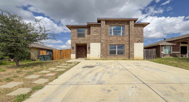 3520 Domingo Saenz Rd., Laredo, Texas 78046, 4 Bedrooms Bedrooms, 7 Rooms Rooms,2 BathroomsBathrooms,Residential,For Sale,3520 Domingo Saenz Rd.,20254740