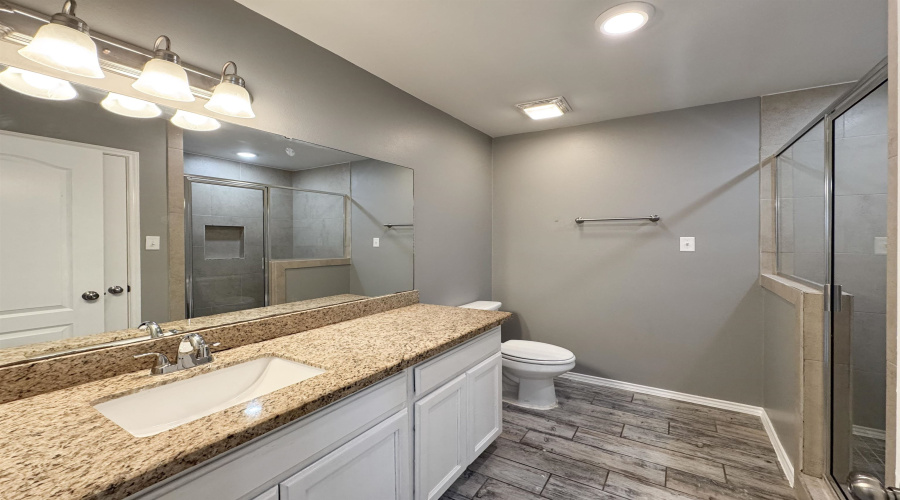 3520 Domingo Saenz Rd., Laredo, Texas 78046, 4 Bedrooms Bedrooms, 7 Rooms Rooms,2 BathroomsBathrooms,Residential,For Sale,3520 Domingo Saenz Rd.,20254740