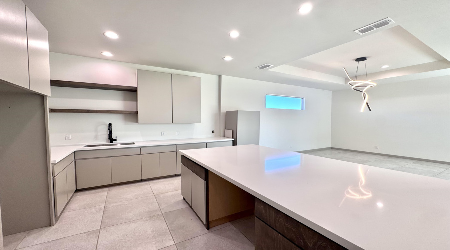 5536 Marble Falls St, Laredo, Texas 78046, 3 Bedrooms Bedrooms, 6 Rooms Rooms,2 BathroomsBathrooms,Residential,For Sale,5536 Marble Falls St,20254742