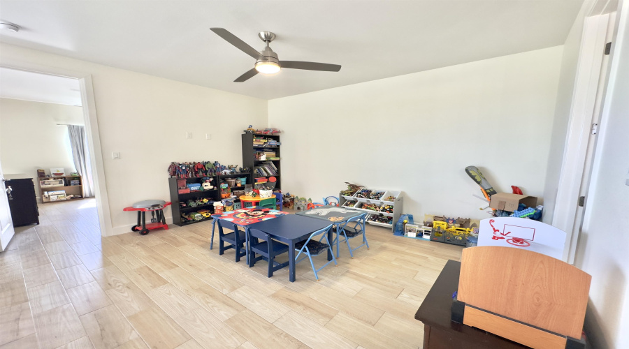 3627 Jack London Dr., Laredo, Texas 78041, 3 Bedrooms Bedrooms, 9 Rooms Rooms,2 BathroomsBathrooms,Residential,For Sale,3627 Jack London Dr.,20254743