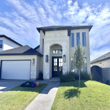 3627 Jack London Dr., Laredo, Texas 78041, 3 Bedrooms Bedrooms, 9 Rooms Rooms,2 BathroomsBathrooms,Residential,For Sale,3627 Jack London Dr.,20254743