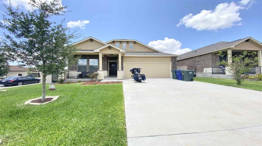 1402 Orto Dr., Laredo, Texas 78045, 4 Bedrooms Bedrooms, 6 Rooms Rooms,2 BathroomsBathrooms,Residential,For Rent,1402 Orto Dr.,20254745 1402 Orto Dr., Laredo, Texas 78045, 4 Bedrooms Bedrooms, 6 Rooms Rooms,2 BathroomsBathrooms,Residential,For Rent,1402 Orto Dr.,20254745