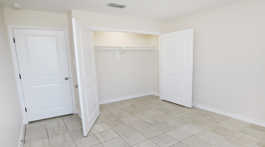 5108 Anacahuita Dr, Laredo, Texas 78046, 4 Bedrooms Bedrooms, 6 Rooms Rooms,2 BathroomsBathrooms,Residential,For Sale,5108 Anacahuita Dr,20251831