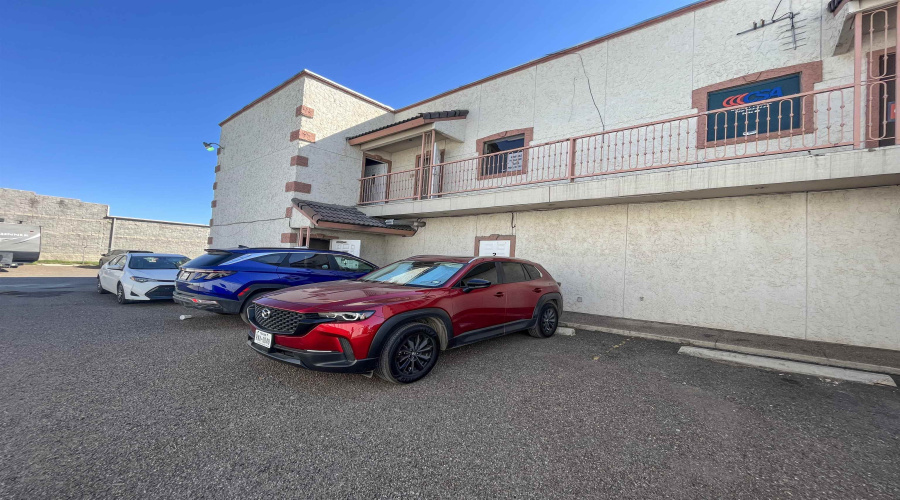 716 Pellegrino Ct, Laredo, Texas 78045, ,1 BathroomBathrooms,Commercial retail/office,For Rent,716 Pellegrino Ct,20250922