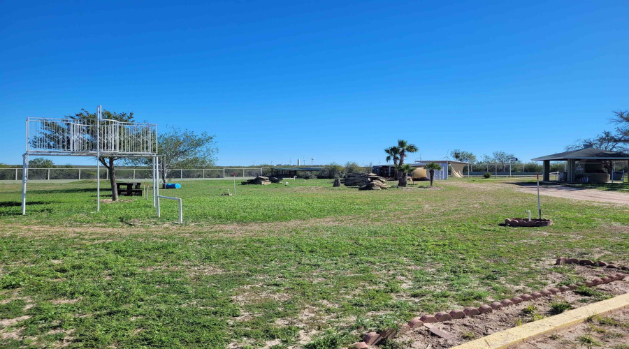 1000 U.S. Hwy 359, Mirando City, Texas 78369, ,Land,For Sale,1000 U.S. Hwy 359,20254747