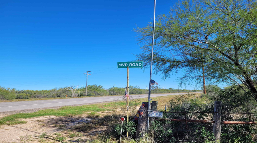 1000 U.S. Hwy 359, Mirando City, Texas 78369, ,Land,For Sale,1000 U.S. Hwy 359,20254747