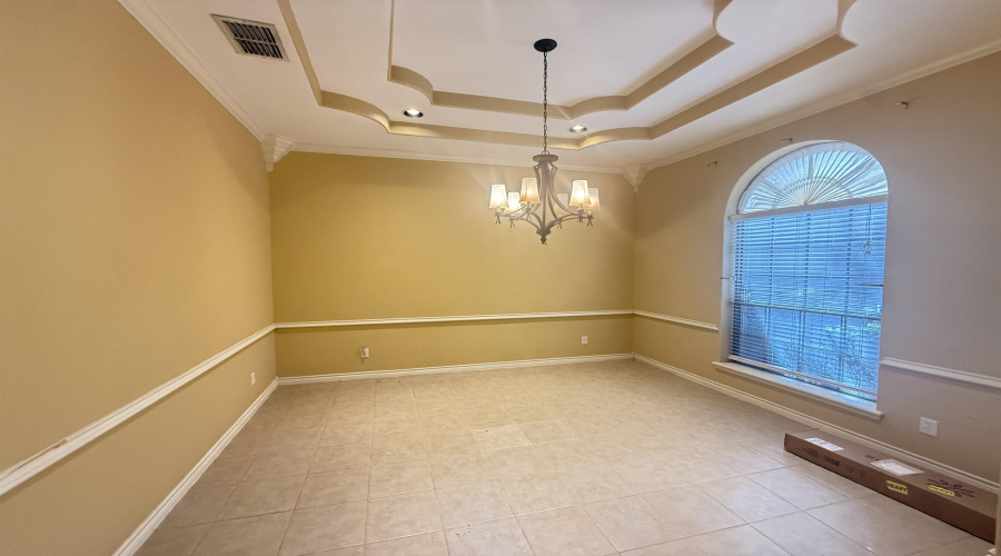 126 Watson Lake Dr, Laredo, Texas 78041, 4 Bedrooms Bedrooms, 7 Rooms Rooms,3 BathroomsBathrooms,Residential,For Sale,126 Watson Lake Dr,20254746