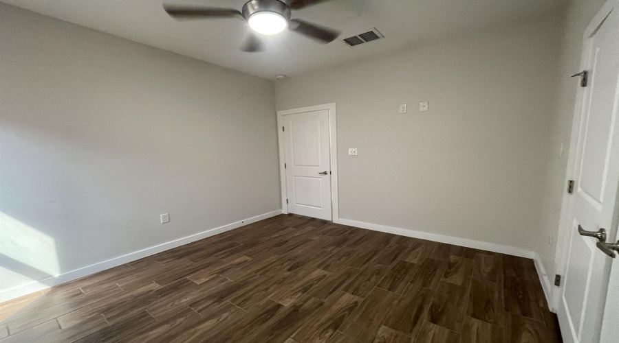 3824 Bella St., LAREDO, Texas 78046, 3 Bedrooms Bedrooms, 7 Rooms Rooms,2 BathroomsBathrooms,Residential,For Sale,3824 Bella St.,20254748