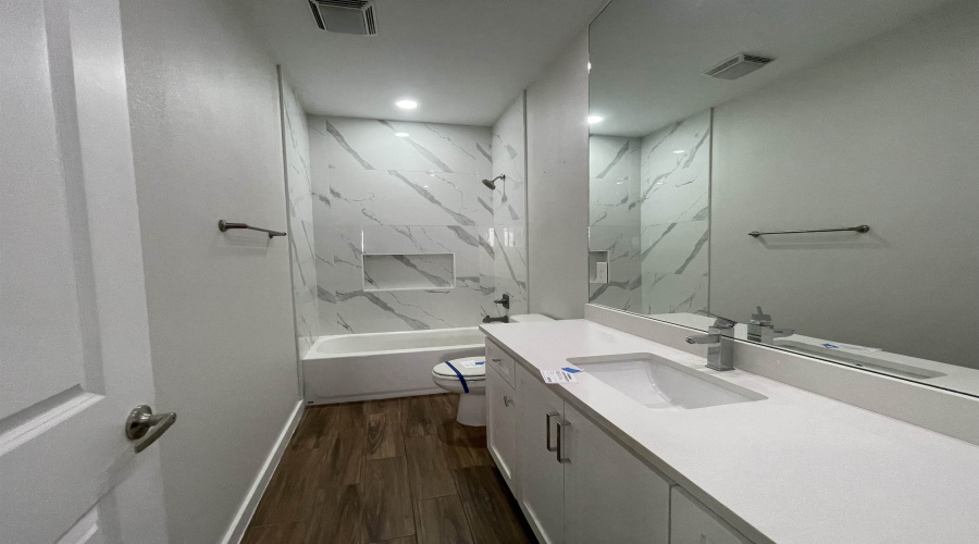 3824 Bella St., LAREDO, Texas 78046, 3 Bedrooms Bedrooms, 7 Rooms Rooms,2 BathroomsBathrooms,Residential,For Sale,3824 Bella St.,20254748