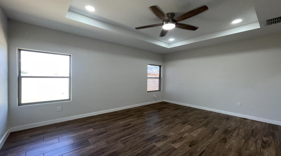 3824 Bella St., LAREDO, Texas 78046, 3 Bedrooms Bedrooms, 7 Rooms Rooms,2 BathroomsBathrooms,Residential,For Sale,3824 Bella St.,20254748