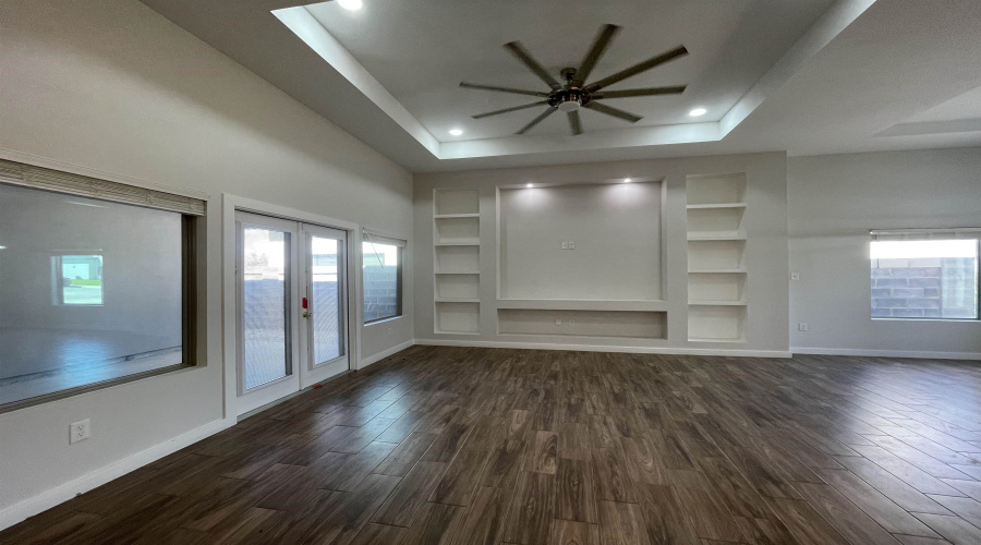 3824 Bella St., LAREDO, Texas 78046, 3 Bedrooms Bedrooms, 7 Rooms Rooms,2 BathroomsBathrooms,Residential,For Sale,3824 Bella St.,20254748