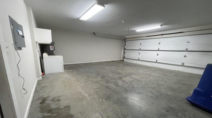 3824 Bella St., LAREDO, Texas 78046, 3 Bedrooms Bedrooms, 7 Rooms Rooms,2 BathroomsBathrooms,Residential,For Sale,3824 Bella St.,20254748