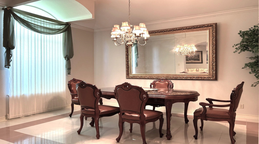 105 Sunset Dr, Laredo, Texas 78041, 4 Bedrooms Bedrooms, 9 Rooms Rooms,4 BathroomsBathrooms,Residential,For Sale,105 Sunset Dr,20254749