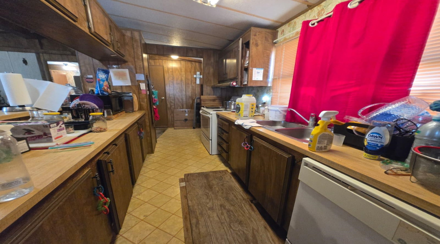 107 El Monte Lp, Laredo, Texas 78045, 3 Bedrooms Bedrooms, 4 Rooms Rooms,2 BathroomsBathrooms,Residential,For Sale,107 El Monte Lp,20254751