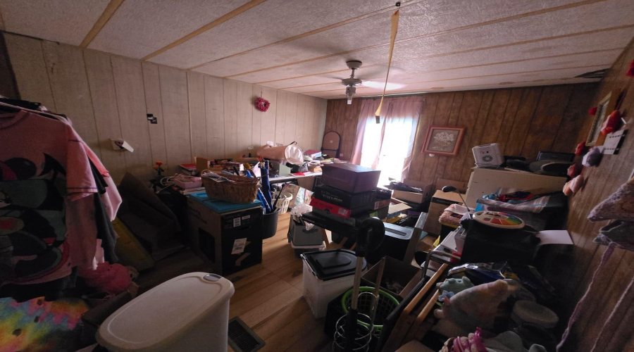 107 El Monte Lp, Laredo, Texas 78045, 3 Bedrooms Bedrooms, 4 Rooms Rooms,2 BathroomsBathrooms,Residential,For Sale,107 El Monte Lp,20254751