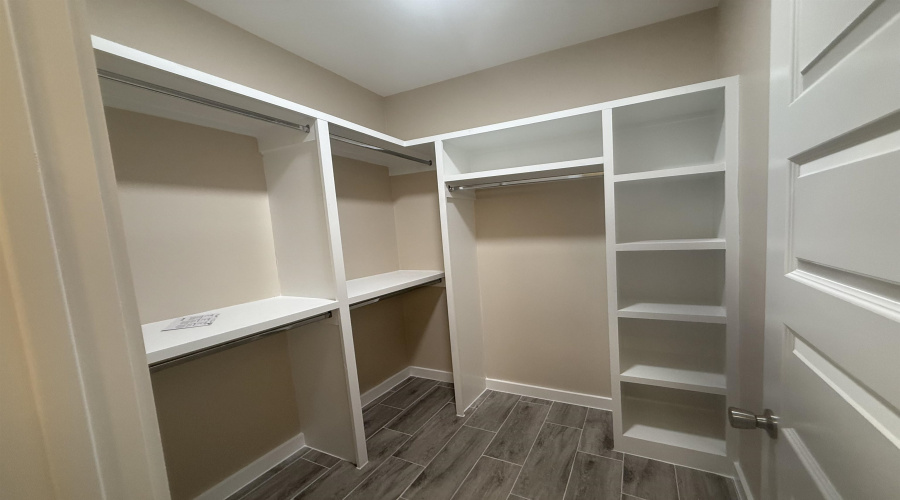 5316 Galicia Lane, Laredo, Texas 78046, 3 Bedrooms Bedrooms, 5 Rooms Rooms,2 BathroomsBathrooms,Residential,For Sale,5316 Galicia Lane,20254755