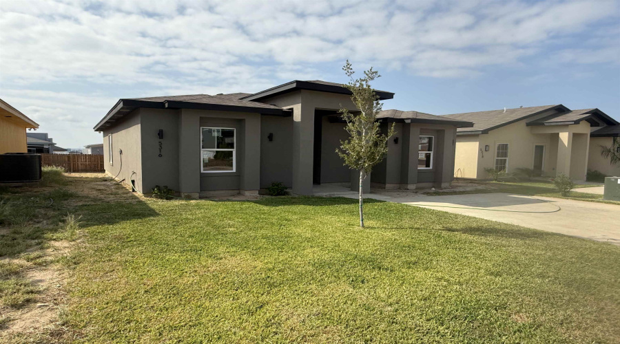 5316 Galicia Lane, Laredo, Texas 78046, 3 Bedrooms Bedrooms, 5 Rooms Rooms,2 BathroomsBathrooms,Residential,For Sale,5316 Galicia Lane,20254755