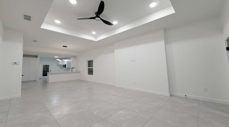 3431 Edmundo Lopez Dr., laredo, Texas 78046, 3 Bedrooms Bedrooms, 5 Rooms Rooms,2 BathroomsBathrooms,Residential,For Rent,3431 Edmundo Lopez Dr.,20254759