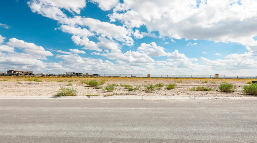 15 Acantilado Dr., Laredo, Texas 78045, ,Land,For Sale,15 Acantilado Dr.,20254757