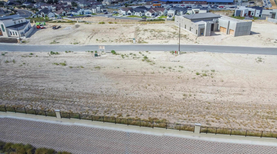 17 Acantilado Dr., LAREDO, Texas 78045, ,Land,For Sale,17 Acantilado Dr.,20254758