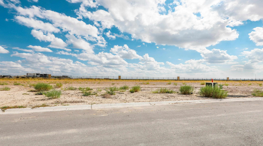 17 Acantilado Dr., LAREDO, Texas 78045, ,Land,For Sale,17 Acantilado Dr.,20254758