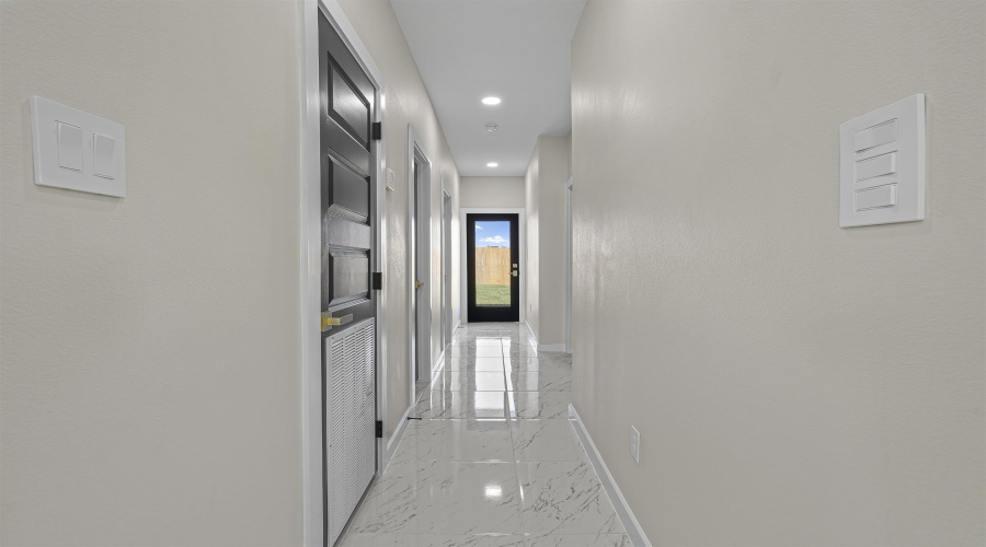 2916 Coventry Dr., LAREDO, Texas 78046, 3 Bedrooms Bedrooms, 5 Rooms Rooms,2 BathroomsBathrooms,Residential,For Sale,2916 Coventry Dr.,20254765