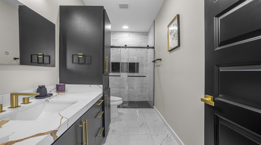 2916 Coventry Dr., LAREDO, Texas 78046, 3 Bedrooms Bedrooms, 5 Rooms Rooms,2 BathroomsBathrooms,Residential,For Sale,2916 Coventry Dr.,20254765