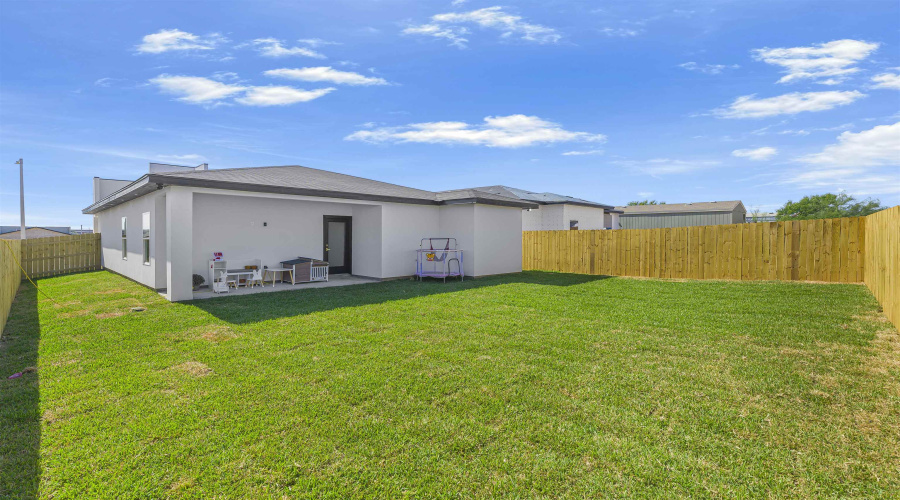 2916 Coventry Dr., LAREDO, Texas 78046, 3 Bedrooms Bedrooms, 5 Rooms Rooms,2 BathroomsBathrooms,Residential,For Sale,2916 Coventry Dr.,20254765