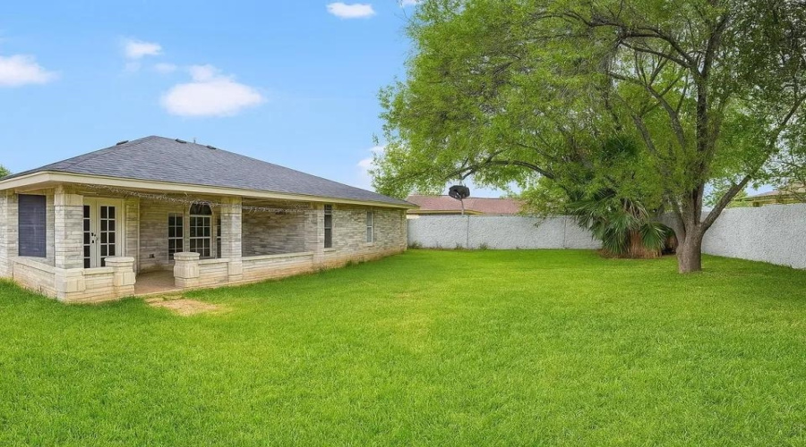 1132 Quail Hollow Lp, Laredo, Texas 78045, 3 Bedrooms Bedrooms, 3 Rooms Rooms,2 BathroomsBathrooms,Residential,For Rent,1132 Quail Hollow Lp,20254768