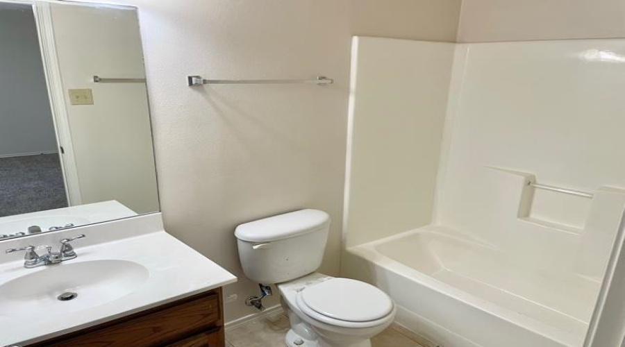 2619 San Isidro Pkwy, Laredo, Texas 78045, 2 Bedrooms Bedrooms, 2 Rooms Rooms,2 BathroomsBathrooms,Residential,For Rent,2619 San Isidro Pkwy,20254770