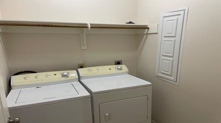 2619 San Isidro Pkwy, Laredo, Texas 78045, 2 Bedrooms Bedrooms, 2 Rooms Rooms,2 BathroomsBathrooms,Residential,For Rent,2619 San Isidro Pkwy,20254770