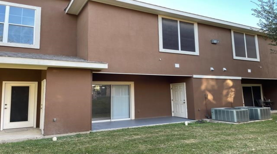 2619 San Isidro Pkwy, Laredo, Texas 78045, 2 Bedrooms Bedrooms, 2 Rooms Rooms,2 BathroomsBathrooms,Residential,For Rent,2619 San Isidro Pkwy,20254770