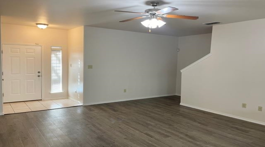 2619 San Isidro Pkwy, Laredo, Texas 78045, 2 Bedrooms Bedrooms, 2 Rooms Rooms,2 BathroomsBathrooms,Residential,For Rent,2619 San Isidro Pkwy,20254770